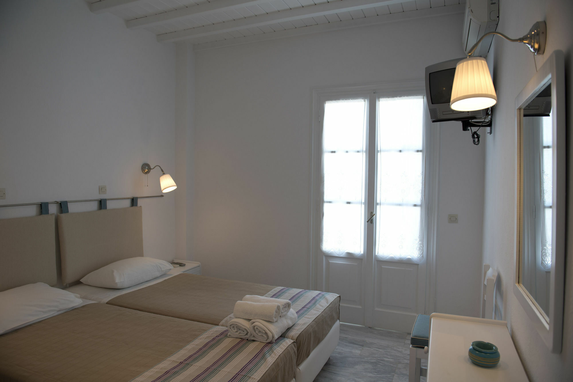 Asimina Hotel Tourlos Bagian luar foto